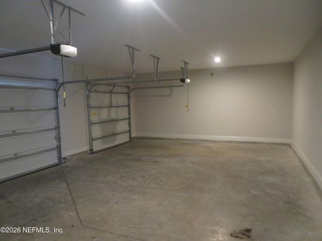 313 MEADOW CREEK Drive, St. Johns, FL 32259