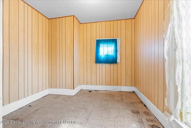 1448 Knollwood Avenue, Lansing, MI 48906