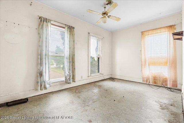1448 Knollwood Avenue, Lansing, MI 48906