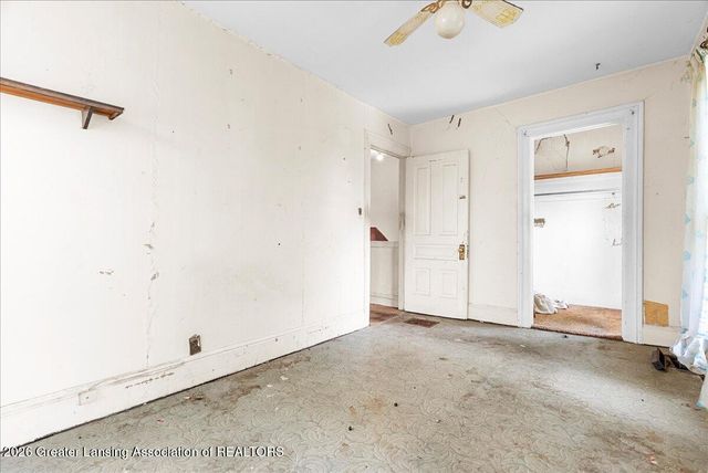 1448 Knollwood Avenue, Lansing, MI 48906