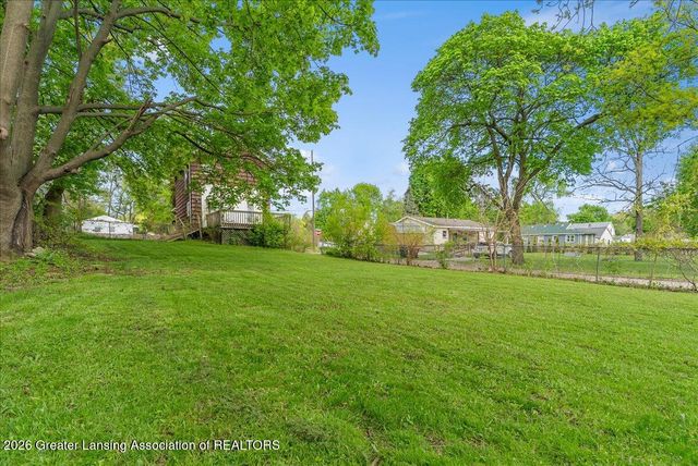 1448 Knollwood Avenue, Lansing, MI 48906