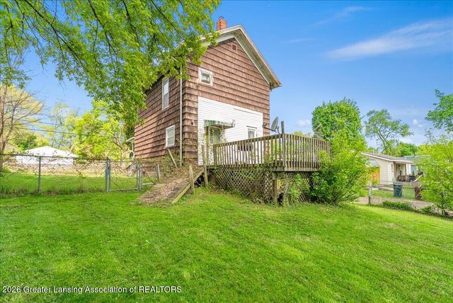 1448 Knollwood Avenue, Lansing, MI 48906