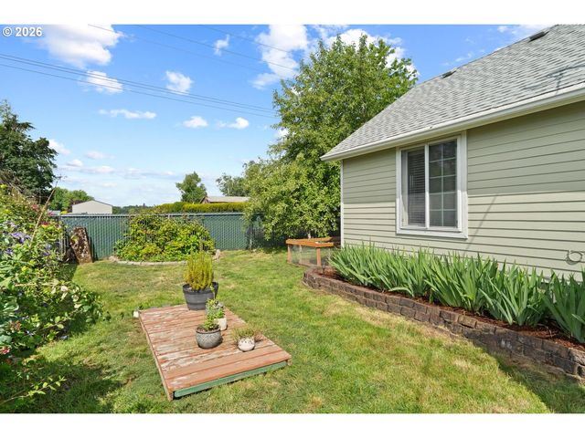 24486 S BARLOW Rd, Canby, OR 97013