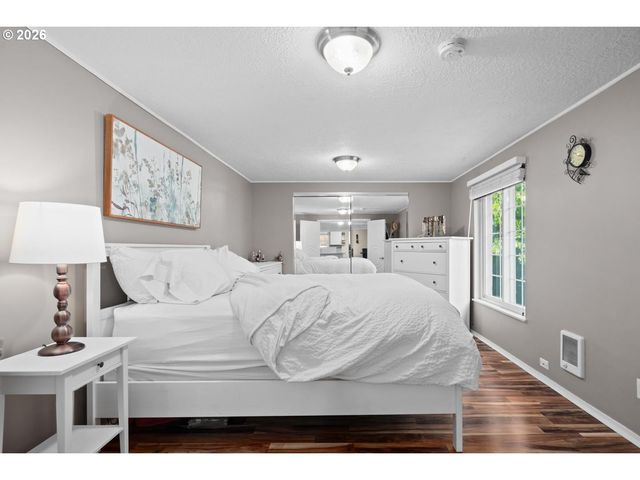 24486 S BARLOW Rd, Canby, OR 97013