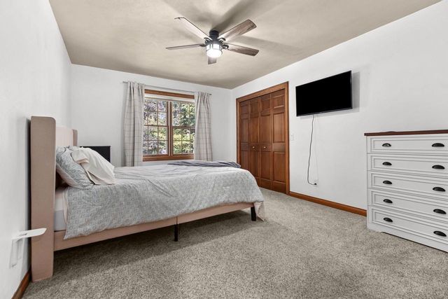 918 E KRAMER LANE, Appleton, WI 54915