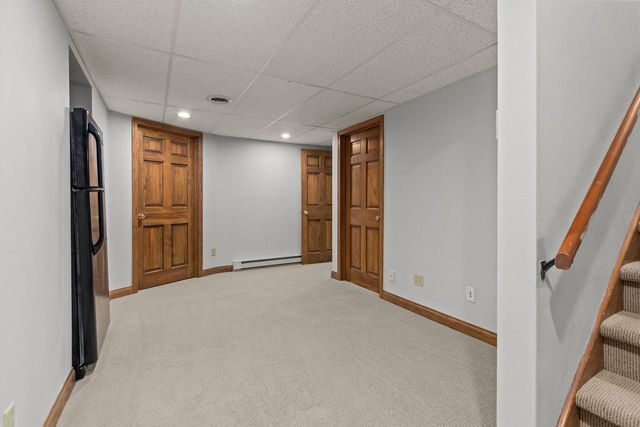 918 E KRAMER LANE, Appleton, WI 54915