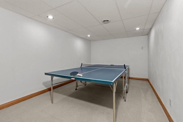 918 E KRAMER LANE, Appleton, WI 54915