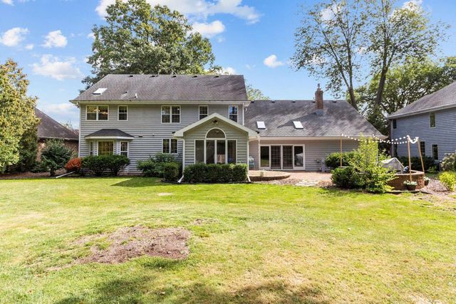 918 E KRAMER LANE, Appleton, WI 54915