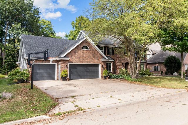 918 E KRAMER LANE, Appleton, WI 54915