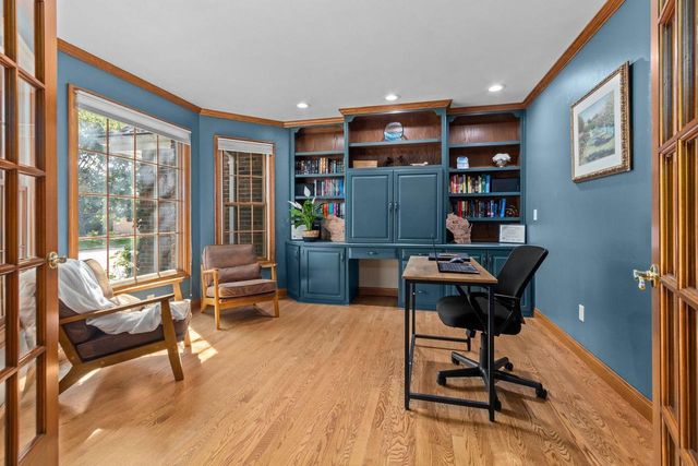 918 E KRAMER LANE, Appleton, WI 54915