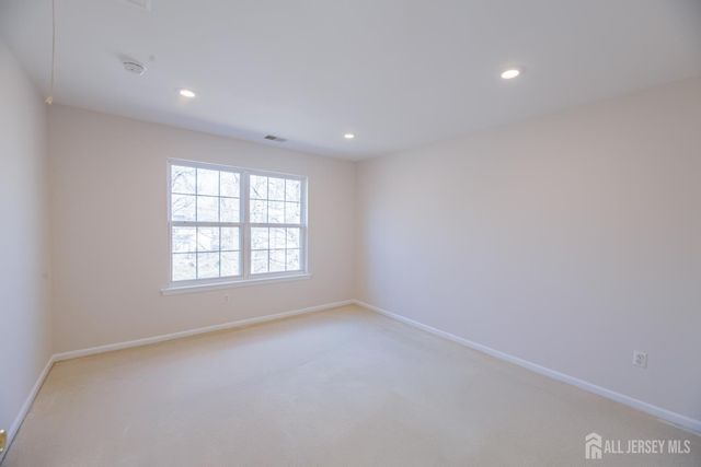 6 Banyan Court, Edison, NJ 08820