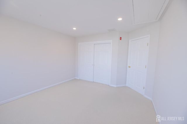 6 Banyan Court, Edison, NJ 08820