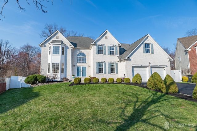 6 Banyan Court, Edison, NJ 08820