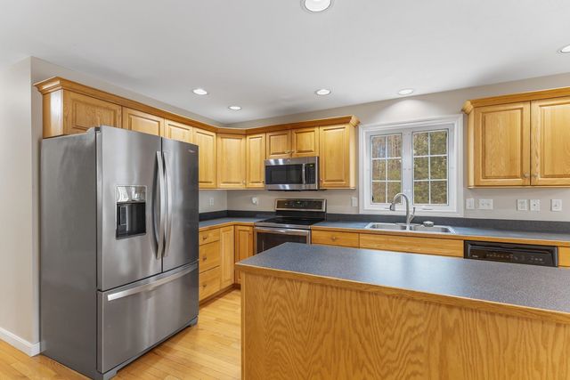 24 Ladd Road, Brentwood, NH 03833