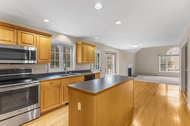 24 Ladd Road, Brentwood, NH 03833