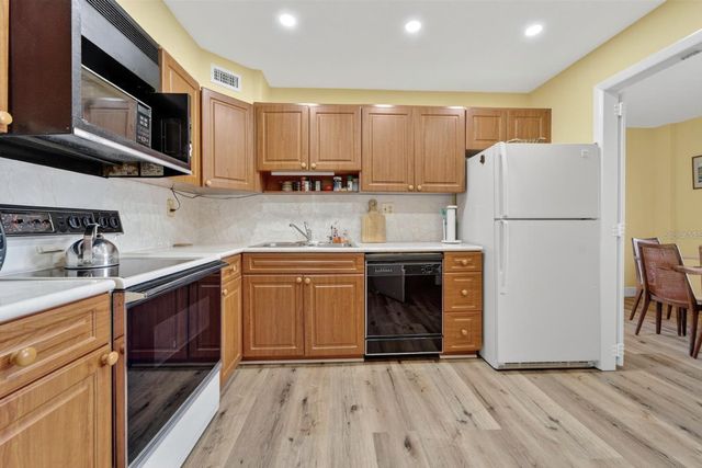 10777 W Sample Road 1212, Coral Springs, FL 33065