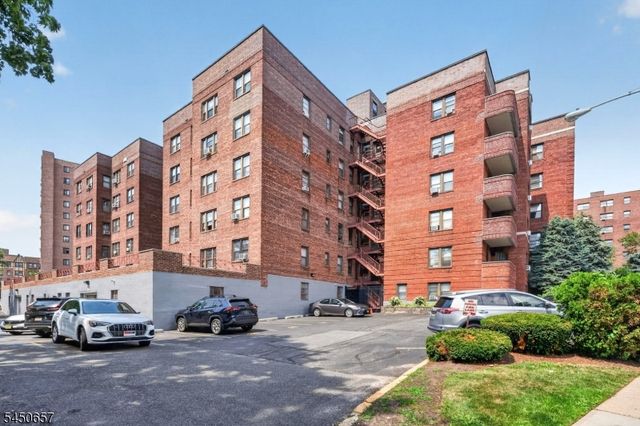 100 Prospect Ave 4E, Hackensack City, NJ 07601