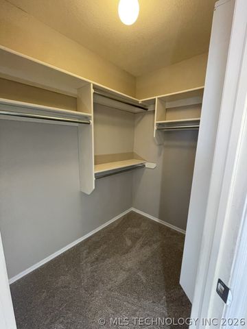 208 S Poplar Avenue, Broken Arrow, OK 74012