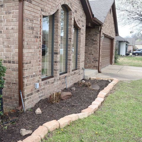 208 S Poplar Avenue, Broken Arrow, OK 74012