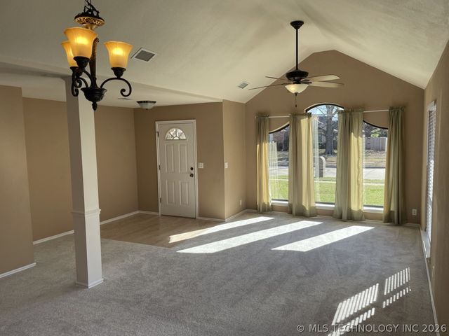 208 S Poplar Avenue, Broken Arrow, OK 74012