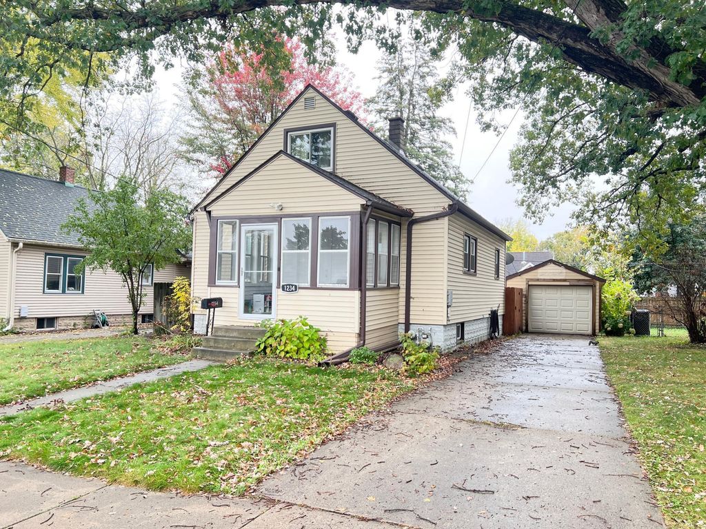 1234 4th Street NE, Rochester, MN 55906