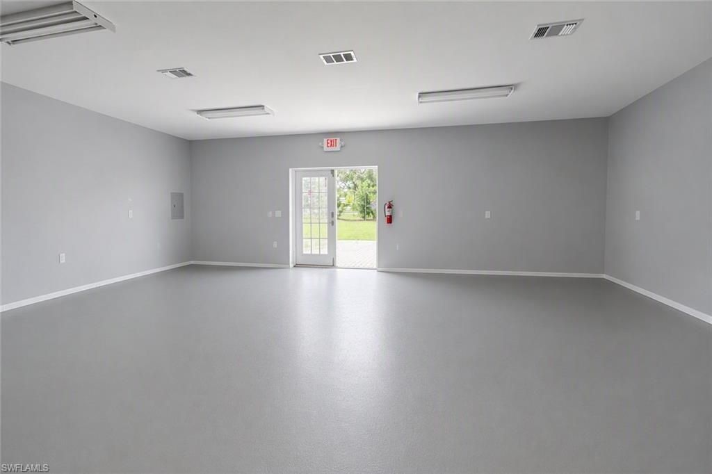 2054 Crawford ST, FORT MYERS, FL 33901 — photo 3