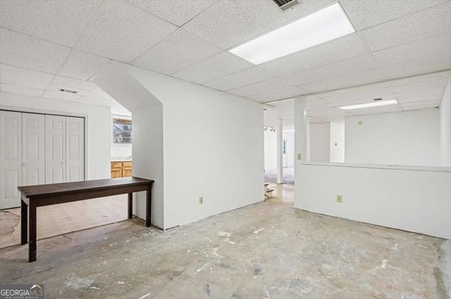 5 Ridgewood Drive, Cartersville, GA 30120