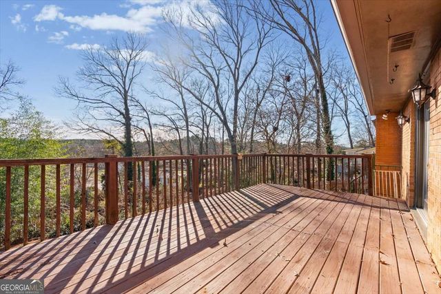 5 Ridgewood Drive, Cartersville, GA 30120