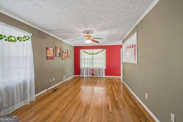 5 Ridgewood Drive, Cartersville, GA 30120