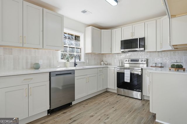 135 Reeceburg Road SE, Silver Creek, GA 30173