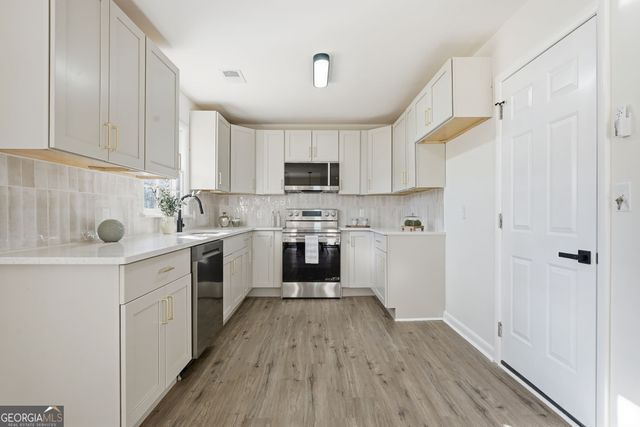 135 Reeceburg Road SE, Silver Creek, GA 30173