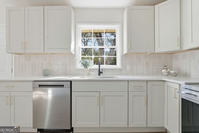 135 Reeceburg Road SE, Silver Creek, GA 30173