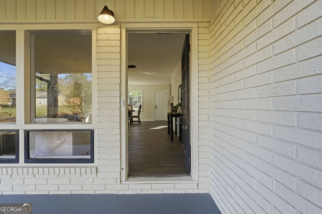 135 Reeceburg Road SE, Silver Creek, GA 30173