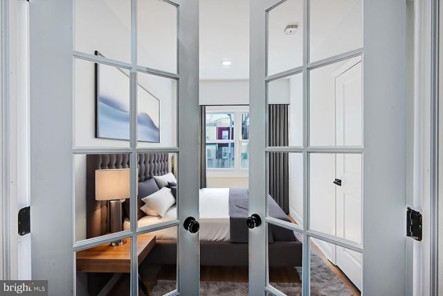 1643 LANG PL NE, Washington, DC 20002