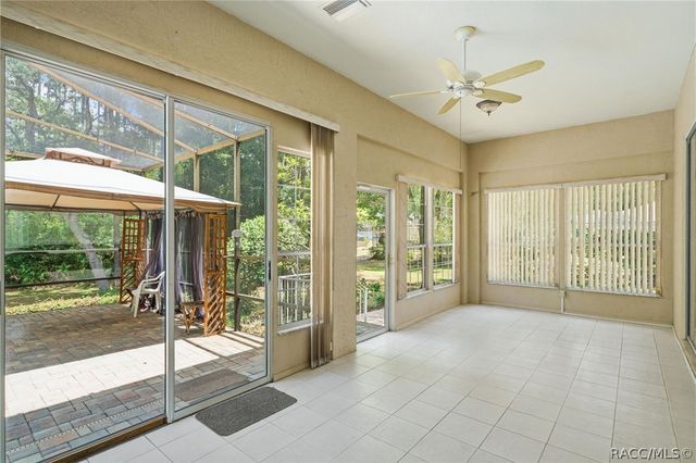 19851 SW 93rd Lane Road, Dunnellon, FL 34432
