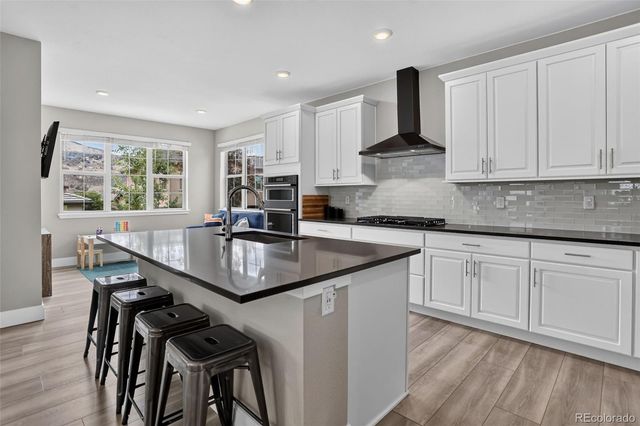 2165 S Orion Street, Lakewood, CO 80228