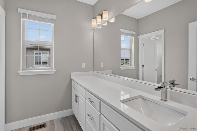 2165 S Orion Street, Lakewood, CO 80228