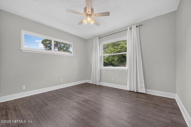 7220 HIELO Drive, Jacksonville, FL 32211