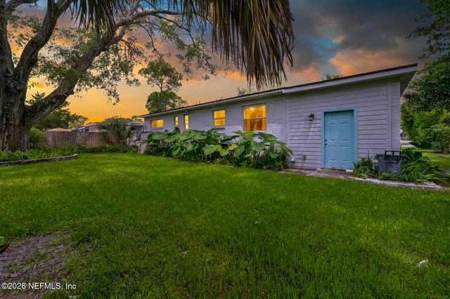7220 HIELO Drive, Jacksonville, FL 32211