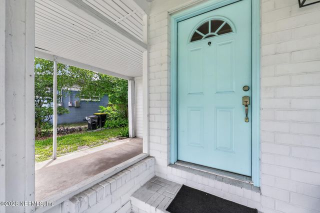7220 HIELO Drive, Jacksonville, FL 32211
