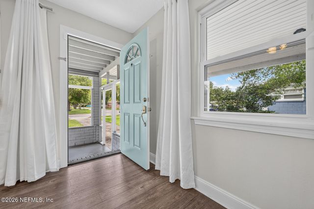 7220 HIELO Drive, Jacksonville, FL 32211