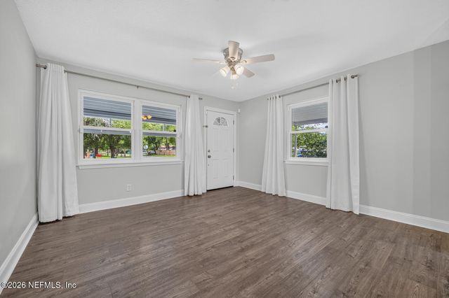 7220 HIELO Drive, Jacksonville, FL 32211