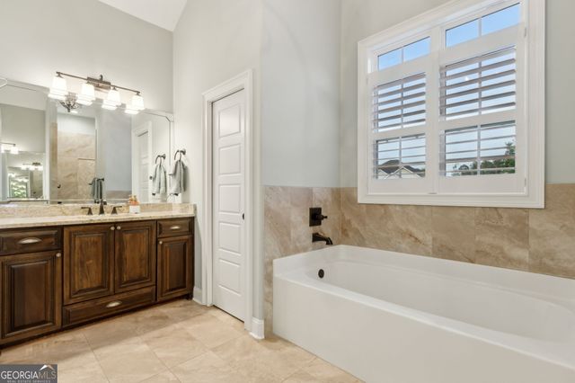 104 Cason Noah Drive, Kingsland, GA 31548