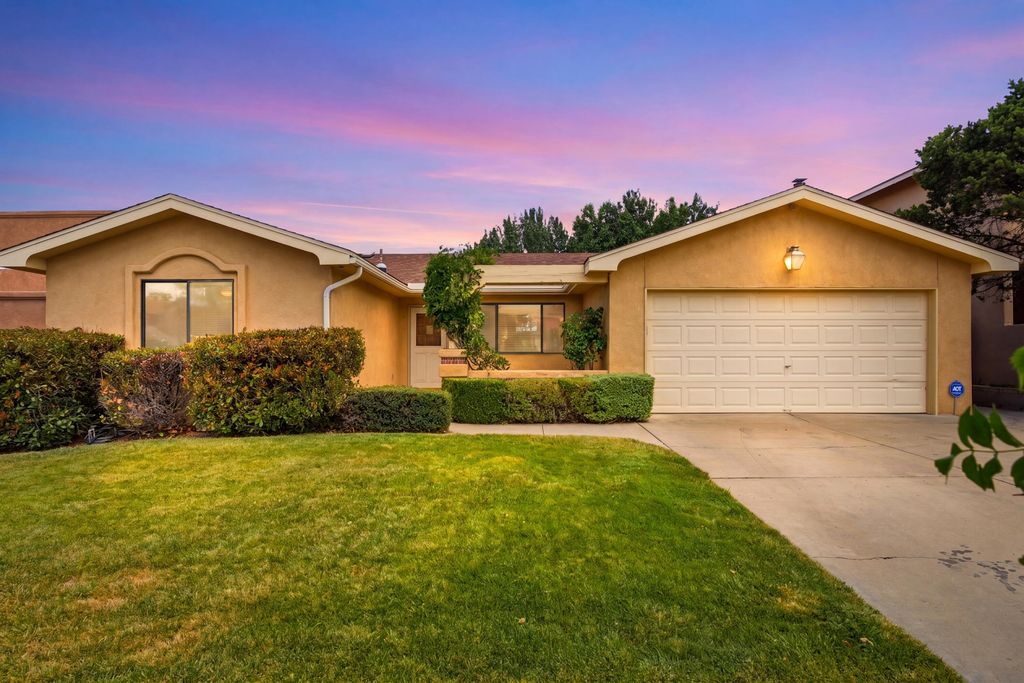 9513 Peralta Road NE, Albuquerque, NM 87109