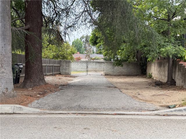 511 Mariposa Avenue, Sierra Madre, CA 91024