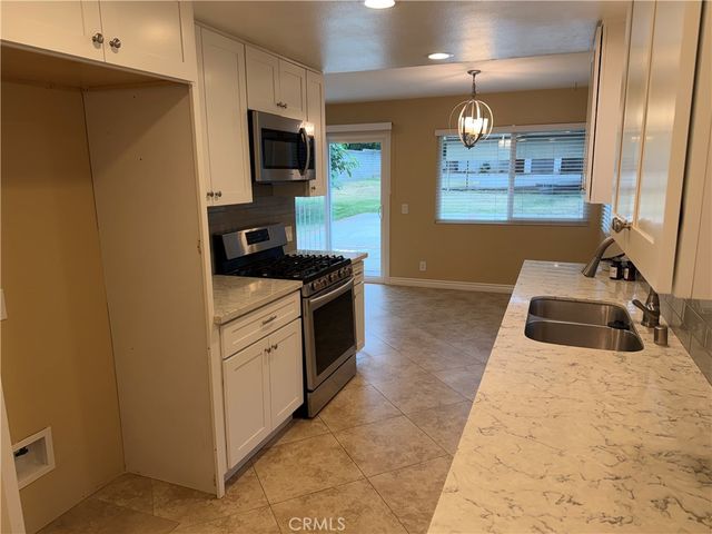 511 Mariposa Avenue, Sierra Madre, CA 91024
