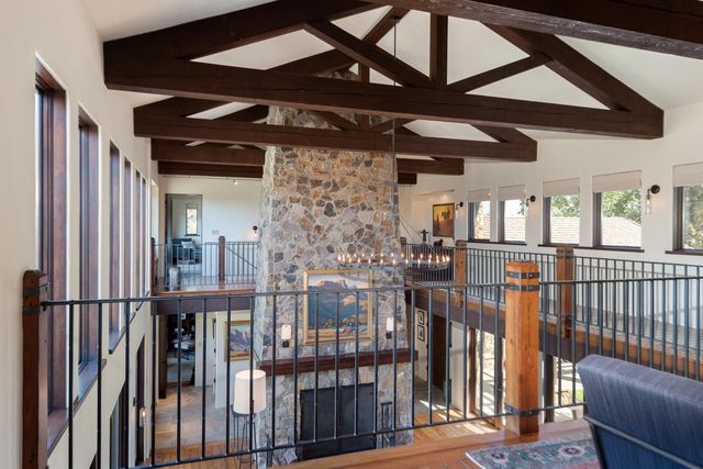 23126 Switchback Court, Bend, OR 97701