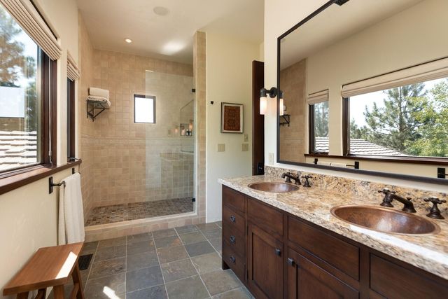 23126 Switchback Court, Bend, OR 97701