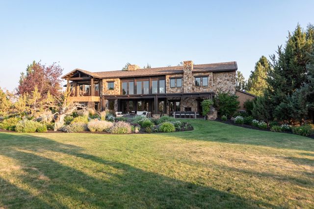 23126 Switchback Court, Bend, OR 97701