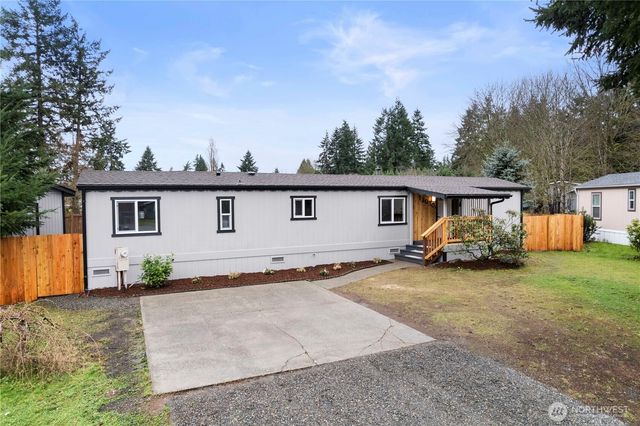 13010 222nd Avenue E, Bonney Lake, WA 98391